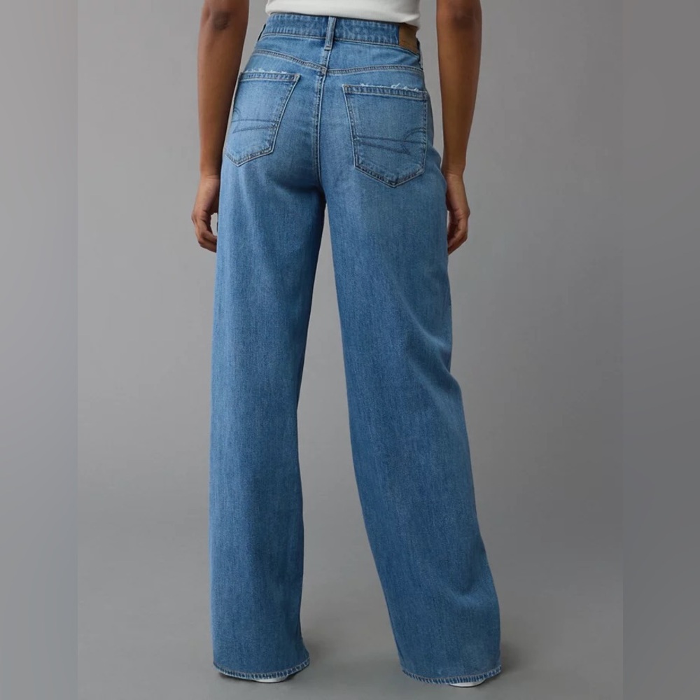 American Eagle Super High Rise Baggy Wide Leg Jeans- Size 00 Long - Picture 2 of 11